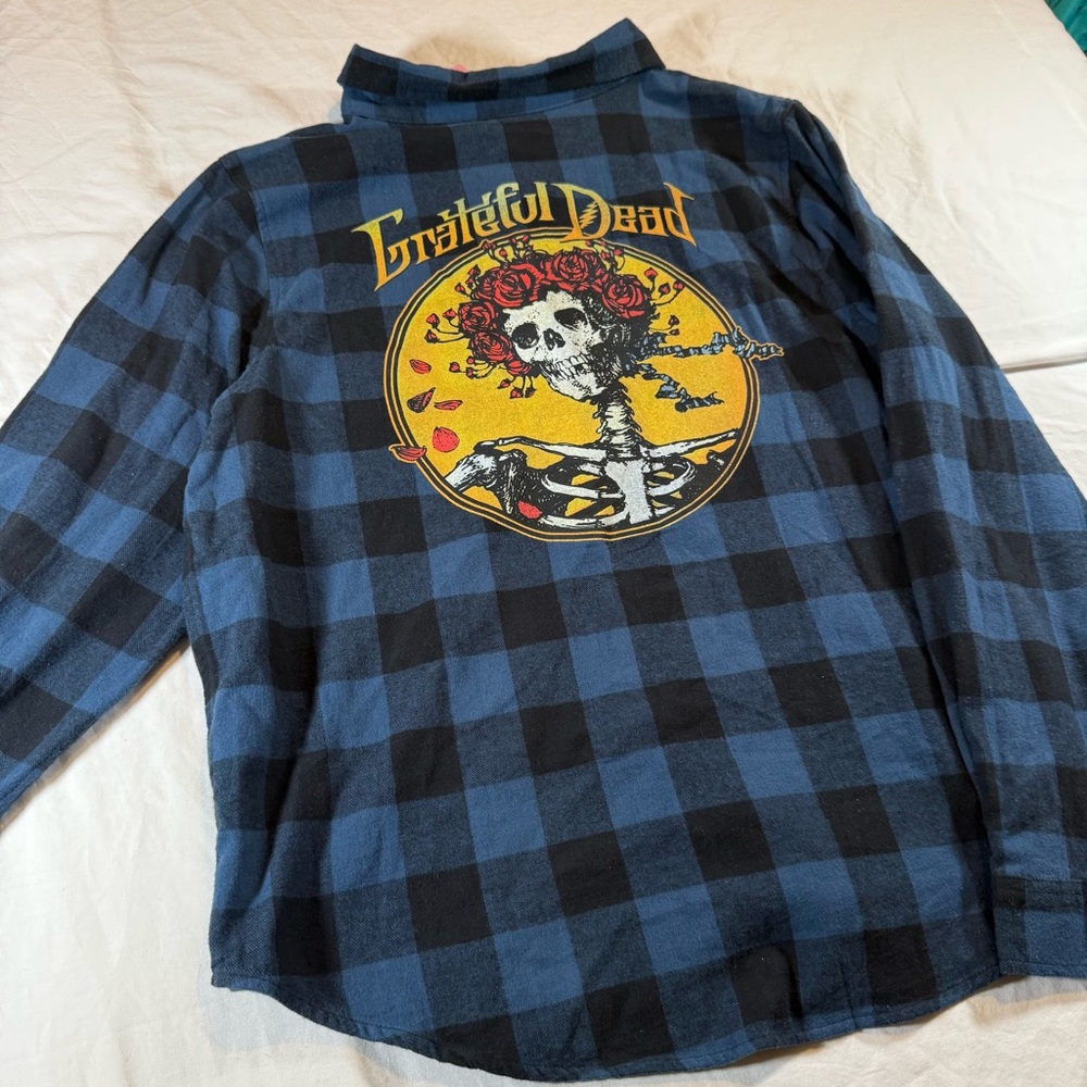 Grateful Dead Blue Plaid Flannel Shirt Skeleton Roses Graphic Womens Medium NWT - Picture 2 of 16